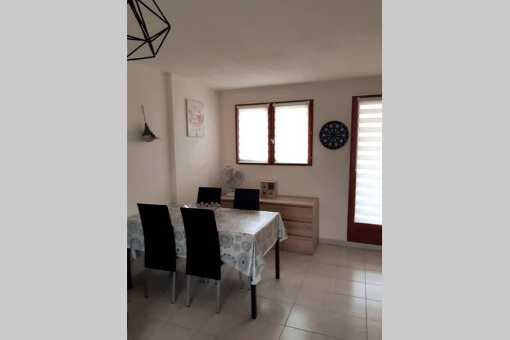 Appartement Calme Entre Terre Et Mer Proche Plage フルーリー エクステリア 写真